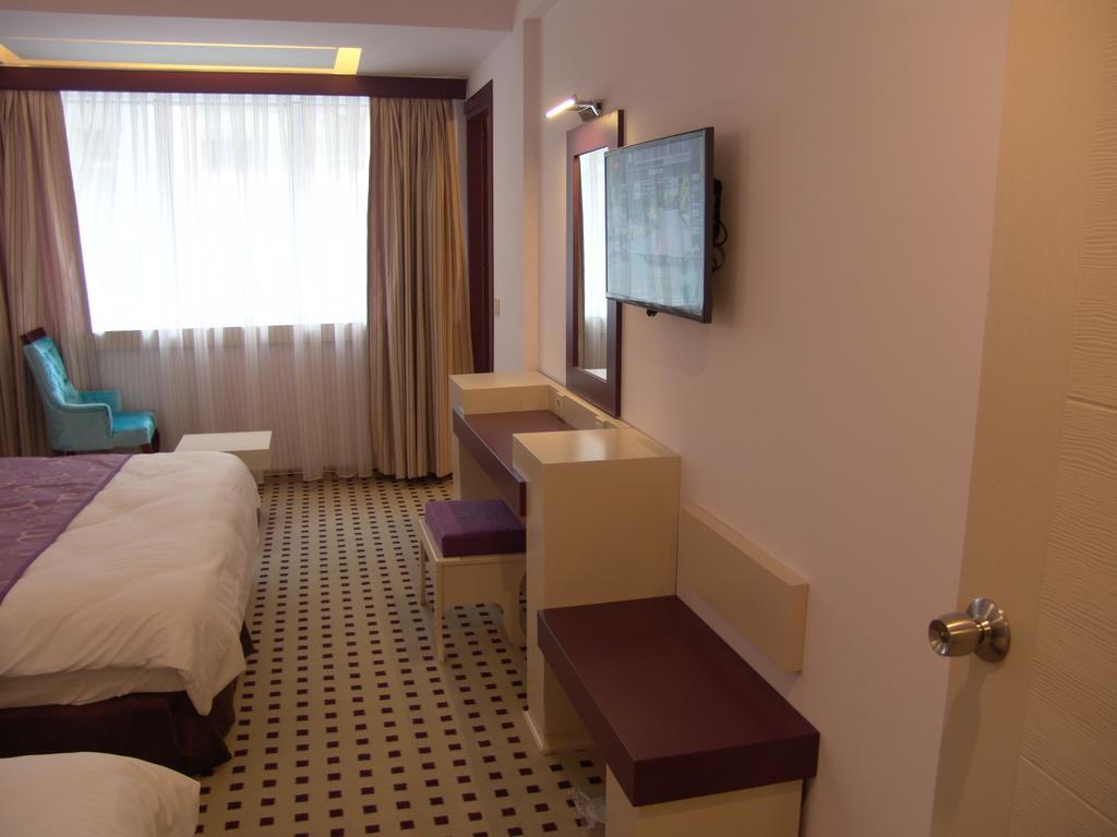 Izan Hotel إزمير الغرفة الصورة